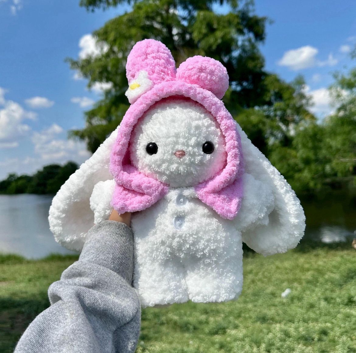 Pajama Bunny Häkelprojekt mit 9 Outfits – PDF
