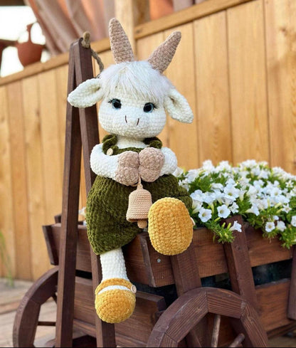 CraftElle™ LUCY Le Chévre PDF